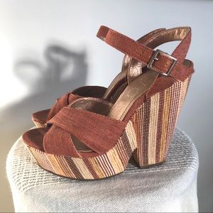 BCBG Paris platform sandal